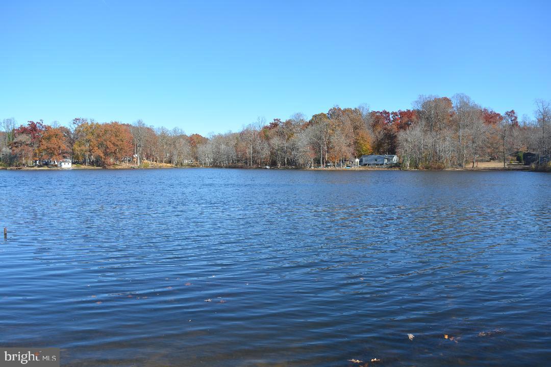 107 BOUNDARY DR, STAFFORD, Virginia 22556, 3 Bedrooms Bedrooms, ,1 BathroomBathrooms,Residential,For sale,107 BOUNDARY DR,VAST2044136 MLS # VAST2044136