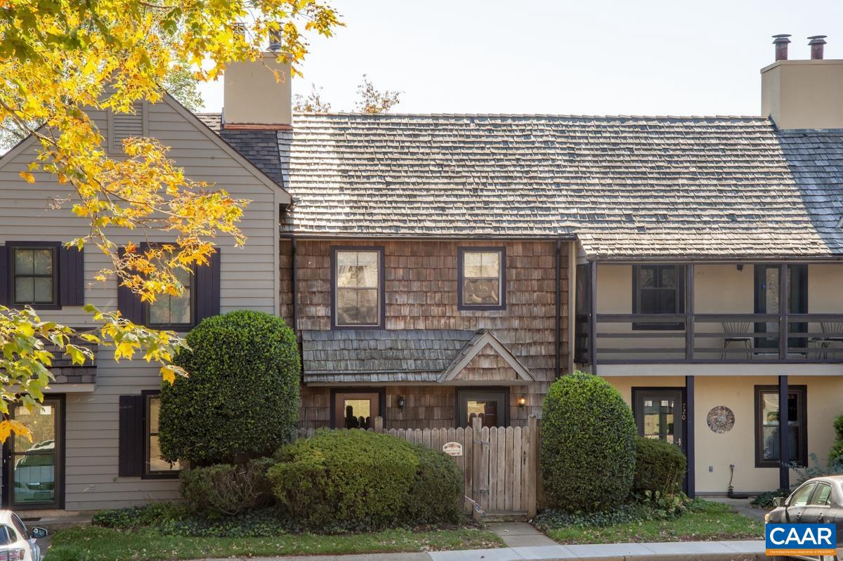 722 MERION GREENE, CHARLOTTESVILLE, Virginia 22901, 2 Bedrooms Bedrooms, ,1 BathroomBathrooms,Residential,For sale,722 MERION GREENE,670922 MLS # 670922 722 MERION GREENE, CHARLOTTESVILLE, Virginia 22901, 2 Bedrooms Bedrooms, ,1 BathroomBathrooms,Residential,For sale,722 MERION GREENE,670922 MLS # 670922