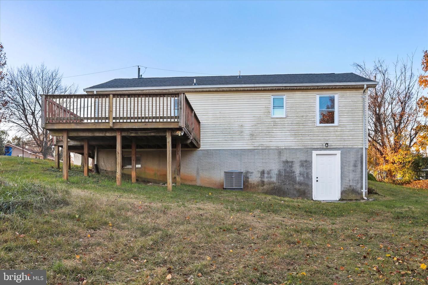 210 E 19TH ST, FRONT ROYAL, Virginia 22630, 3 Bedrooms Bedrooms, ,2 BathroomsBathrooms,Residential,For sale,210 E 19TH ST,VAWR2012760 MLS # VAWR2012760 210 E 19TH ST, FRONT ROYAL, Virginia 22630, 3 Bedrooms Bedrooms, ,2 BathroomsBathrooms,Residential,For sale,210 E 19TH ST,VAWR2012760 MLS # VAWR2012760