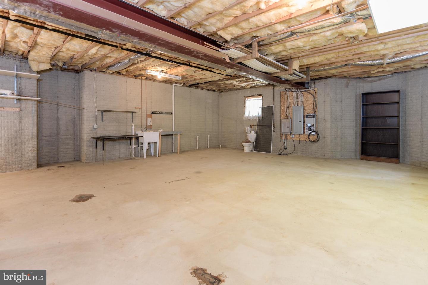 9947 KENTUCKY SPRINGS RD, MINERAL, Virginia 23117, 4 Bedrooms Bedrooms, 11 Rooms Rooms,2 BathroomsBathrooms,Residential,For sale,9947 KENTUCKY SPRINGS RD,VALA2008886 MLS # VALA2008886