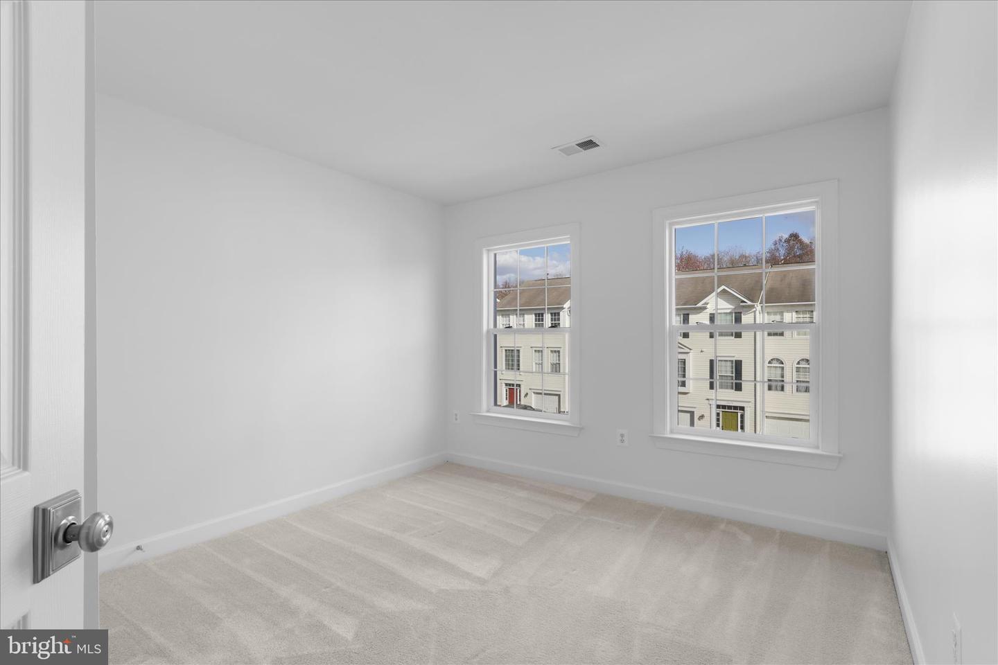 15680 AVOCET LOOP, WOODBRIDGE, Virginia 22191, 3 Bedrooms Bedrooms, ,3 BathroomsBathrooms,Residential,For sale,15680 AVOCET LOOP,VAPW2107628 MLS # VAPW2107628