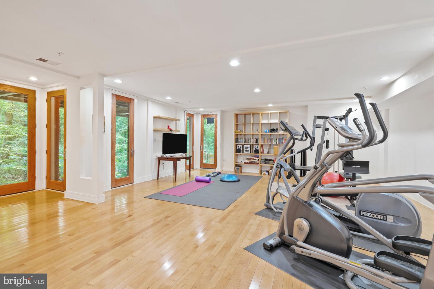 2807 CHESTERFIELD PL NW, WASHINGTON, District Of Columbia 20008, 5 Bedrooms Bedrooms, ,5 BathroomsBathrooms,Residential,For sale,2807 CHESTERFIELD PL NW,DCDC2231340 MLS # DCDC2231340 2807 CHESTERFIELD PL NW, WASHINGTON, District Of Columbia 20008, 5 Bedrooms Bedrooms, ,5 BathroomsBathrooms,Residential,For sale,2807 CHESTERFIELD PL NW,DCDC2231340 MLS # DCDC2231340