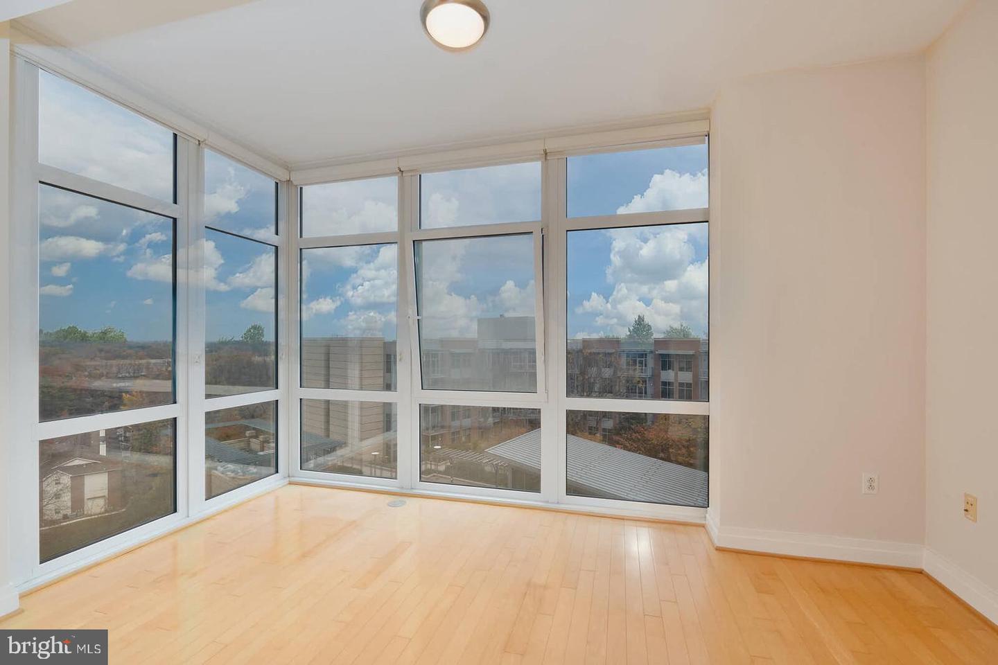 8220 CRESTWOOD HEIGHTS DR #714, MCLEAN, Virginia 22102, 1 Bedroom Bedrooms, 6 Rooms Rooms,1 BathroomBathrooms,Residential,For sale,8220 CRESTWOOD HEIGHTS DR #714,VAFX2278732 MLS # VAFX2278732 8220 CRESTWOOD HEIGHTS DR #714, MCLEAN, Virginia 22102, 1 Bedroom Bedrooms, 6 Rooms Rooms,1 BathroomBathrooms,Residential,For sale,8220 CRESTWOOD HEIGHTS DR #714,VAFX2278732 MLS # VAFX2278732