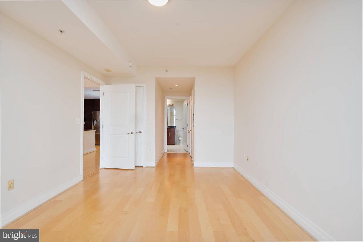 8220 CRESTWOOD HEIGHTS DR #714, MCLEAN, Virginia 22102, 1 Bedroom Bedrooms, 6 Rooms Rooms,1 BathroomBathrooms,Residential,For sale,8220 CRESTWOOD HEIGHTS DR #714,VAFX2278732 MLS # VAFX2278732 8220 CRESTWOOD HEIGHTS DR #714, MCLEAN, Virginia 22102, 1 Bedroom Bedrooms, 6 Rooms Rooms,1 BathroomBathrooms,Residential,For sale,8220 CRESTWOOD HEIGHTS DR #714,VAFX2278732 MLS # VAFX2278732