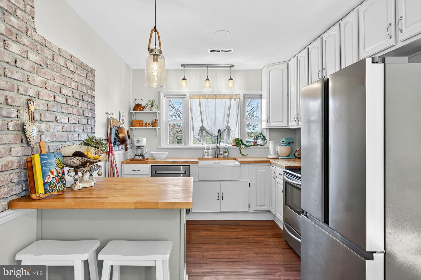 18321 CARRICO MILLS RD, STEVENSBURG, Virginia 22741, 3 Bedrooms Bedrooms, ,2 BathroomsBathrooms,Residential,For sale,18321 CARRICO MILLS RD,VACU2012048 MLS # VACU2012048 18321 CARRICO MILLS RD, STEVENSBURG, Virginia 22741, 3 Bedrooms Bedrooms, ,2 BathroomsBathrooms,Residential,For sale,18321 CARRICO MILLS RD,VACU2012048 MLS # VACU2012048