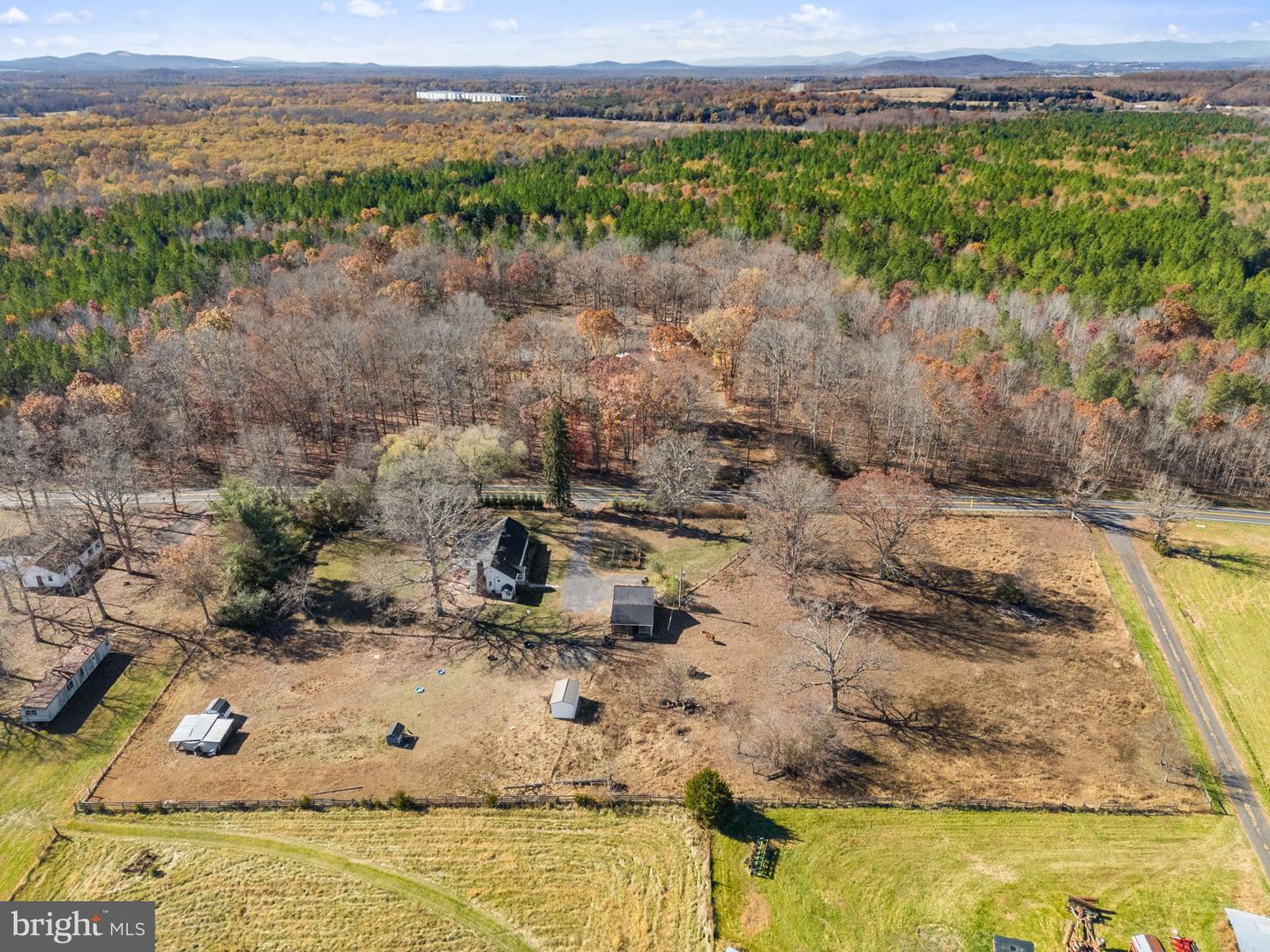 18321 CARRICO MILLS RD, STEVENSBURG, Virginia 22741, 3 Bedrooms Bedrooms, ,2 BathroomsBathrooms,Residential,For sale,18321 CARRICO MILLS RD,VACU2012048 MLS # VACU2012048 18321 CARRICO MILLS RD, STEVENSBURG, Virginia 22741, 3 Bedrooms Bedrooms, ,2 BathroomsBathrooms,Residential,For sale,18321 CARRICO MILLS RD,VACU2012048 MLS # VACU2012048