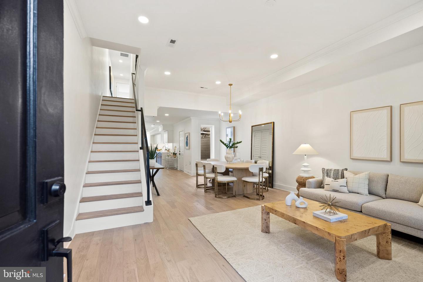 1822 11TH ST NW, WASHINGTON, District Of Columbia 20001, 3 Bedrooms Bedrooms, ,2 BathroomsBathrooms,Residential,For sale,1822 11TH ST NW,DCDC2231496 MLS # DCDC2231496