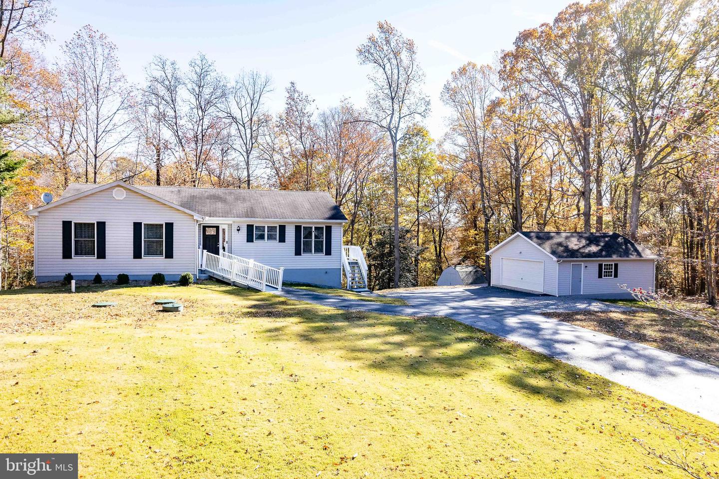 103 HIDDEN LAKE DR, MONTROSS, Virginia 22520, 3 Bedrooms Bedrooms, ,3 BathroomsBathrooms,Residential,For sale,103 HIDDEN LAKE DR,VAWE2010088 MLS # VAWE2010088