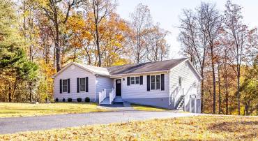 103 HIDDEN LAKE DR, MONTROSS, Virginia 22520, 3 Bedrooms Bedrooms, ,3 BathroomsBathrooms,Residential,For sale,103 HIDDEN LAKE DR,VAWE2010088 MLS # VAWE2010088