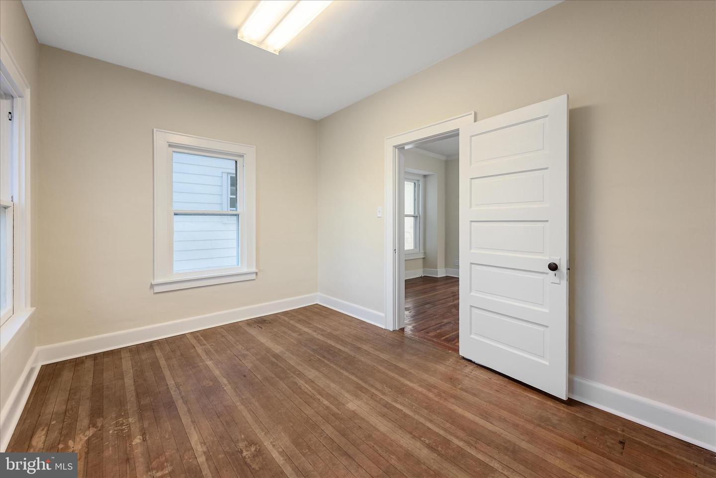 1006 S CAMERON ST, WINCHESTER, Virginia 22601, 4 Bedrooms Bedrooms, ,1 BathroomBathrooms,Residential,For sale,1006 S CAMERON ST,VAWI2009448 MLS # VAWI2009448 1006 S CAMERON ST, WINCHESTER, Virginia 22601, 4 Bedrooms Bedrooms, ,1 BathroomBathrooms,Residential,For sale,1006 S CAMERON ST,VAWI2009448 MLS # VAWI2009448