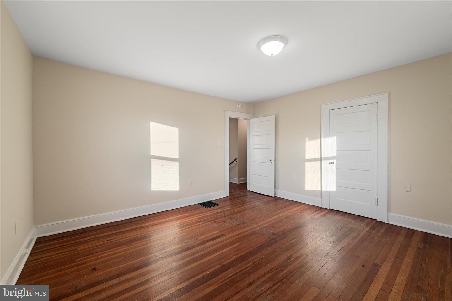 1006 S CAMERON ST, WINCHESTER, Virginia 22601, 4 Bedrooms Bedrooms, ,1 BathroomBathrooms,Residential,For sale,1006 S CAMERON ST,VAWI2009448 MLS # VAWI2009448 1006 S CAMERON ST, WINCHESTER, Virginia 22601, 4 Bedrooms Bedrooms, ,1 BathroomBathrooms,Residential,For sale,1006 S CAMERON ST,VAWI2009448 MLS # VAWI2009448