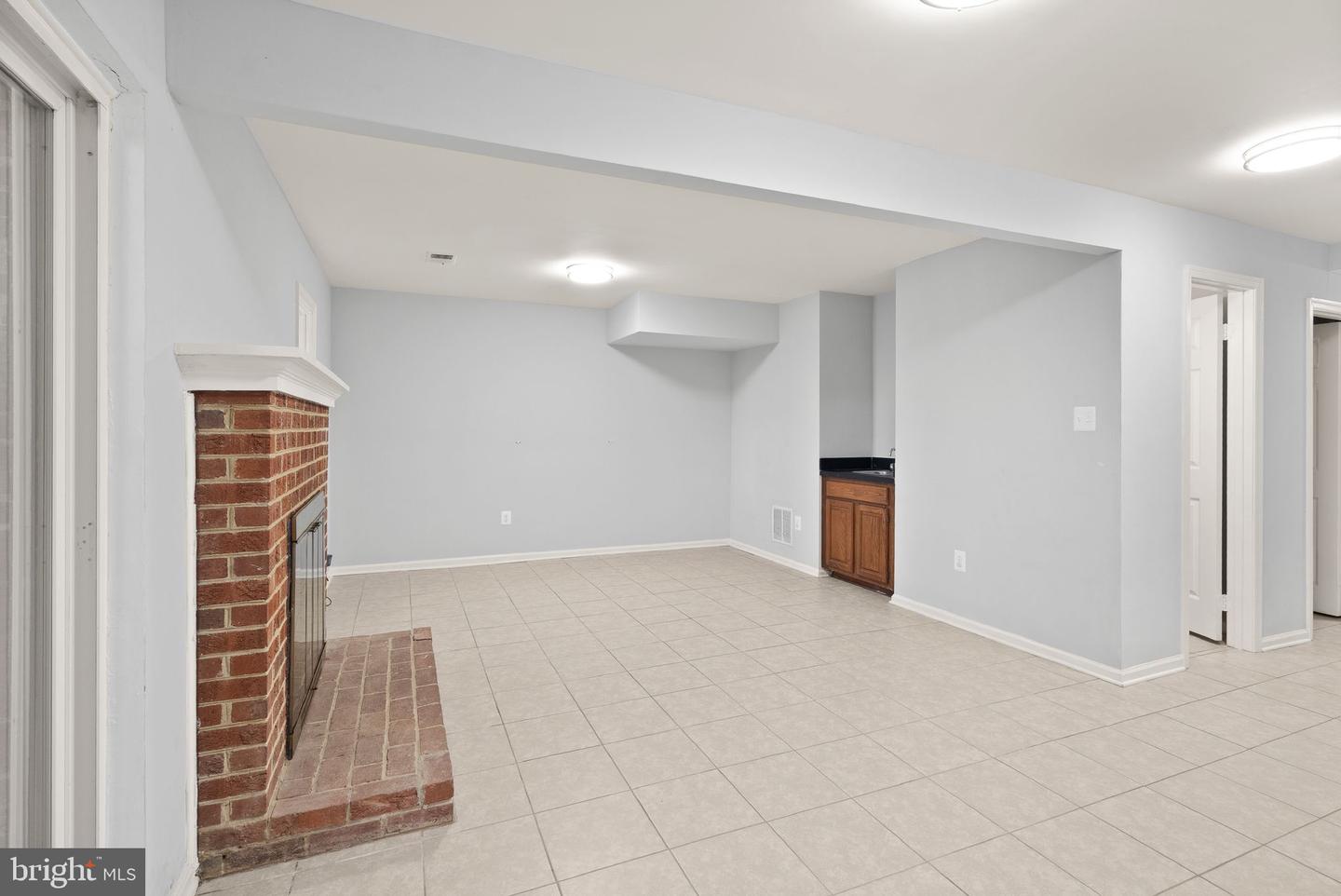 8205 CEDAR LANDING CT, ALEXANDRIA, Virginia 22306, 4 Bedrooms Bedrooms, ,3 BathroomsBathrooms,Residential,For sale,8205 CEDAR LANDING CT,VAFX2278556 MLS # VAFX2278556