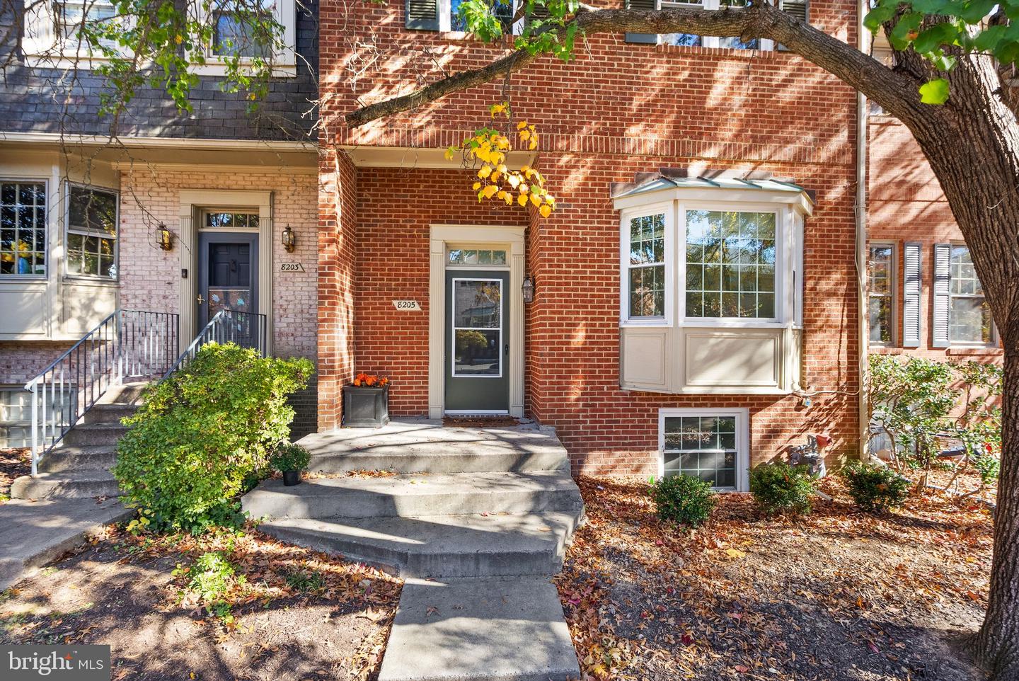 8205 CEDAR LANDING CT, ALEXANDRIA, Virginia 22306, 4 Bedrooms Bedrooms, ,3 BathroomsBathrooms,Residential,For sale,8205 CEDAR LANDING CT,VAFX2278556 MLS # VAFX2278556