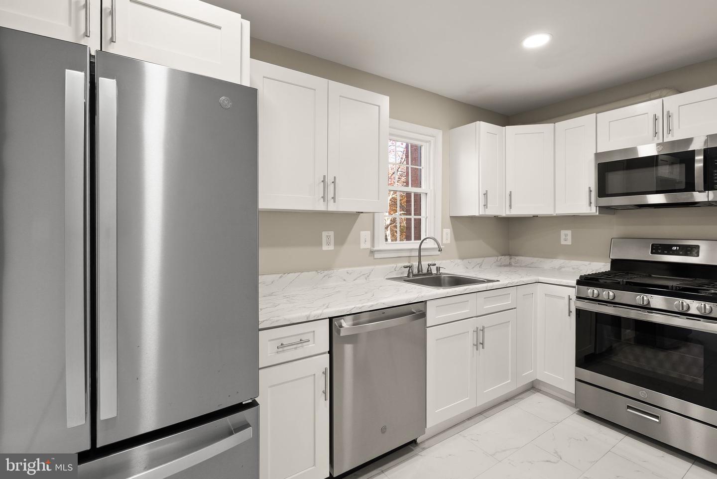 8205 CEDAR LANDING CT, ALEXANDRIA, Virginia 22306, 4 Bedrooms Bedrooms, ,3 BathroomsBathrooms,Residential,For sale,8205 CEDAR LANDING CT,VAFX2278556 MLS # VAFX2278556