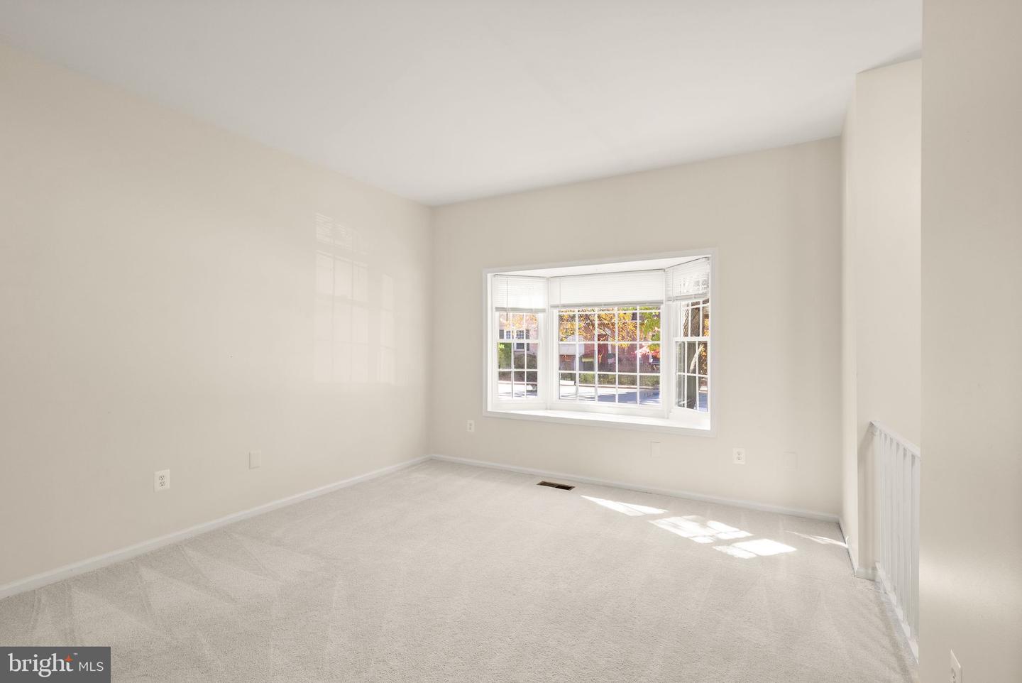 8205 CEDAR LANDING CT, ALEXANDRIA, Virginia 22306, 4 Bedrooms Bedrooms, ,3 BathroomsBathrooms,Residential,For sale,8205 CEDAR LANDING CT,VAFX2278556 MLS # VAFX2278556