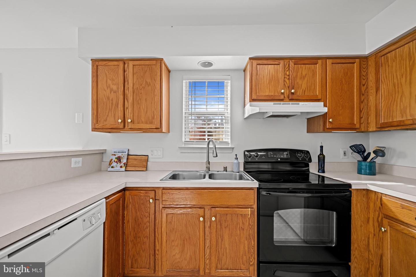 115 FRAZER DR, PURCELLVILLE, Virginia 20132, 2 Bedrooms Bedrooms, ,2 BathroomsBathrooms,Residential,For sale,115 FRAZER DR,VALO2110918 MLS # VALO2110918 115 FRAZER DR, PURCELLVILLE, Virginia 20132, 2 Bedrooms Bedrooms, ,2 BathroomsBathrooms,Residential,For sale,115 FRAZER DR,VALO2110918 MLS # VALO2110918