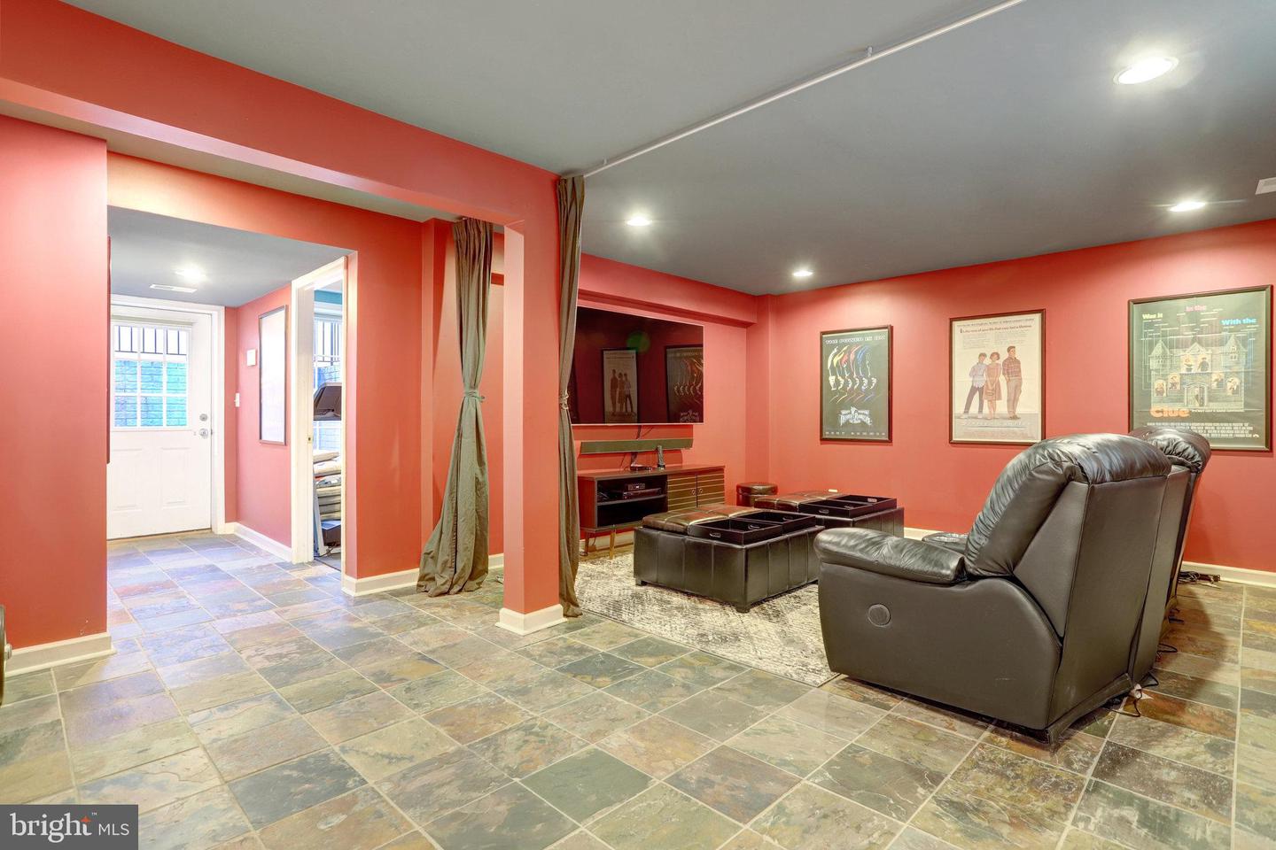 3402 8TH ST S, ARLINGTON, Virginia 22204, 5 Bedrooms Bedrooms, ,4 BathroomsBathrooms,Residential,For sale,3402 8TH ST S,VAAR2065930 MLS # VAAR2065930