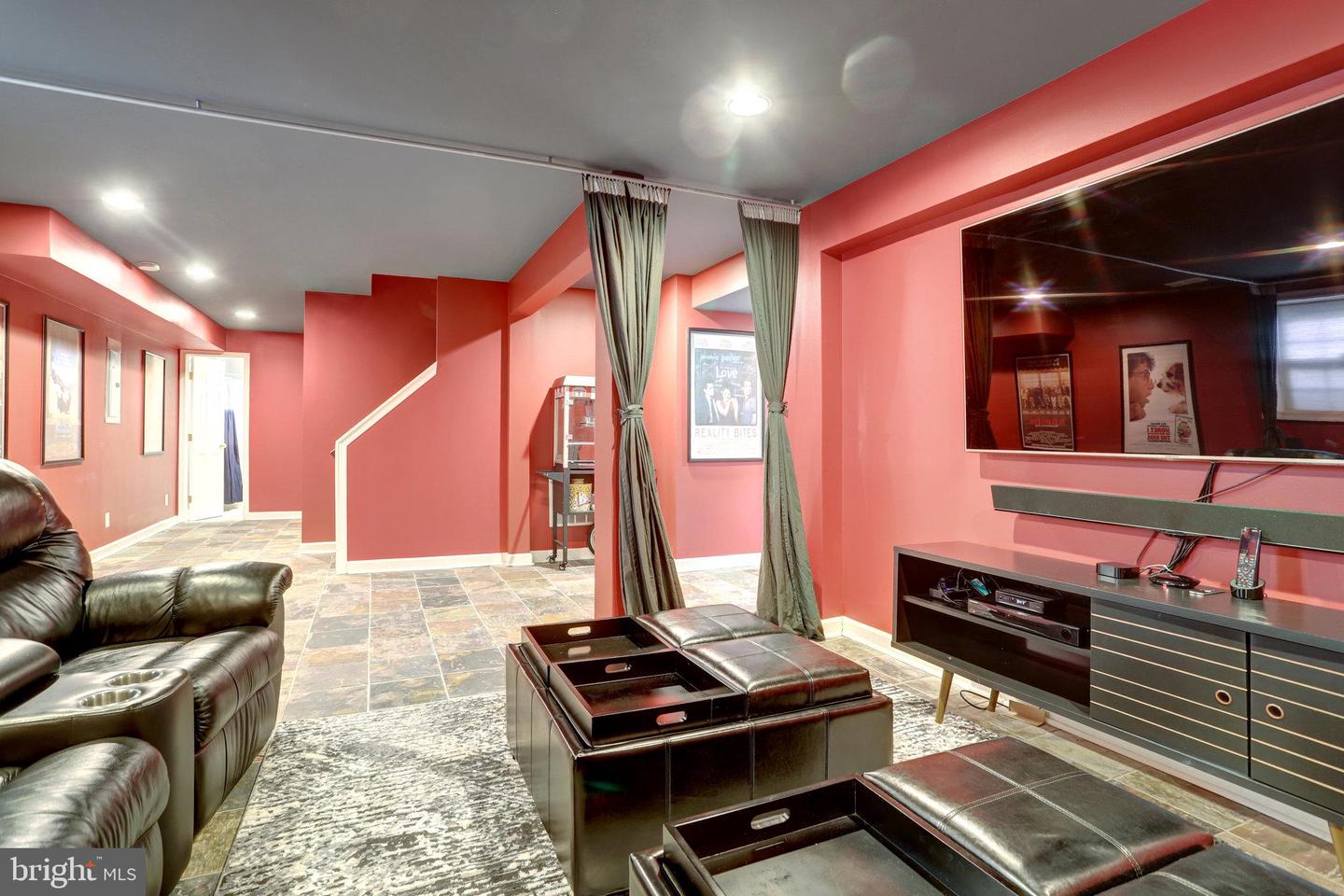 3402 8TH ST S, ARLINGTON, Virginia 22204, 5 Bedrooms Bedrooms, ,4 BathroomsBathrooms,Residential,For sale,3402 8TH ST S,VAAR2065930 MLS # VAAR2065930