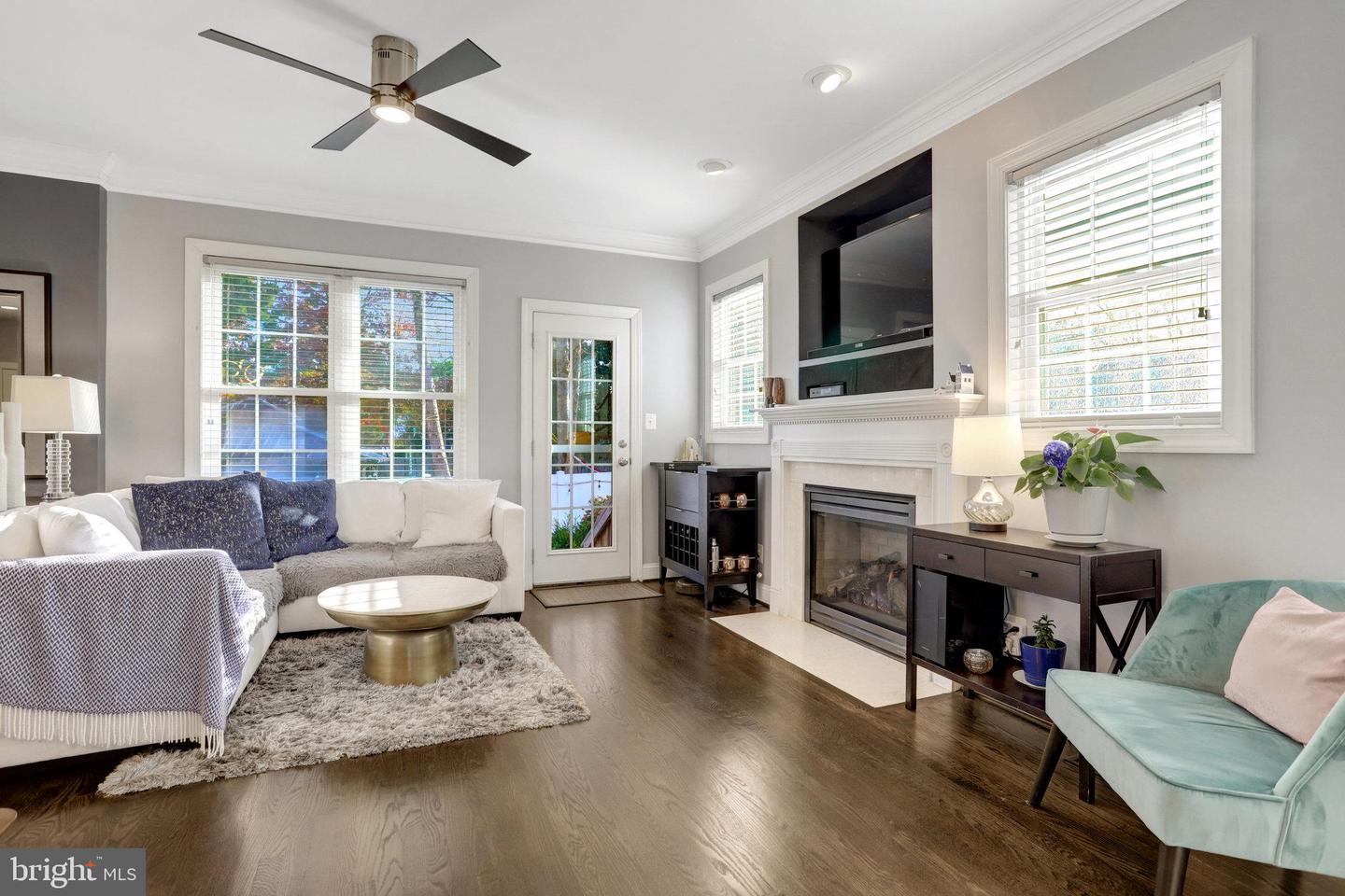 3402 8TH ST S, ARLINGTON, Virginia 22204, 5 Bedrooms Bedrooms, ,4 BathroomsBathrooms,Residential,For sale,3402 8TH ST S,VAAR2065930 MLS # VAAR2065930