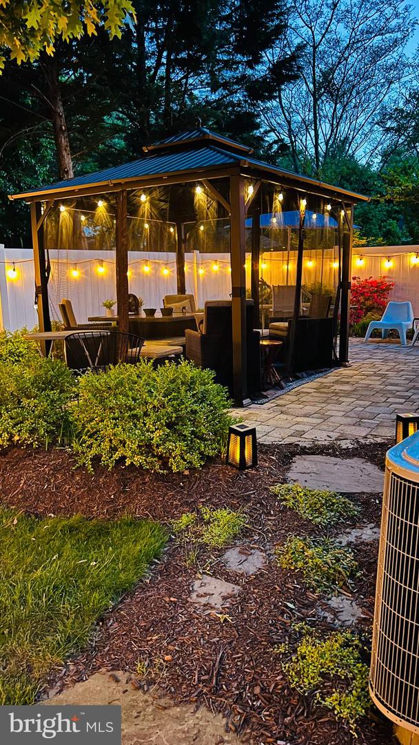 3402 8TH ST S, ARLINGTON, Virginia 22204, 5 Bedrooms Bedrooms, ,4 BathroomsBathrooms,Residential,For sale,3402 8TH ST S,VAAR2065930 MLS # VAAR2065930