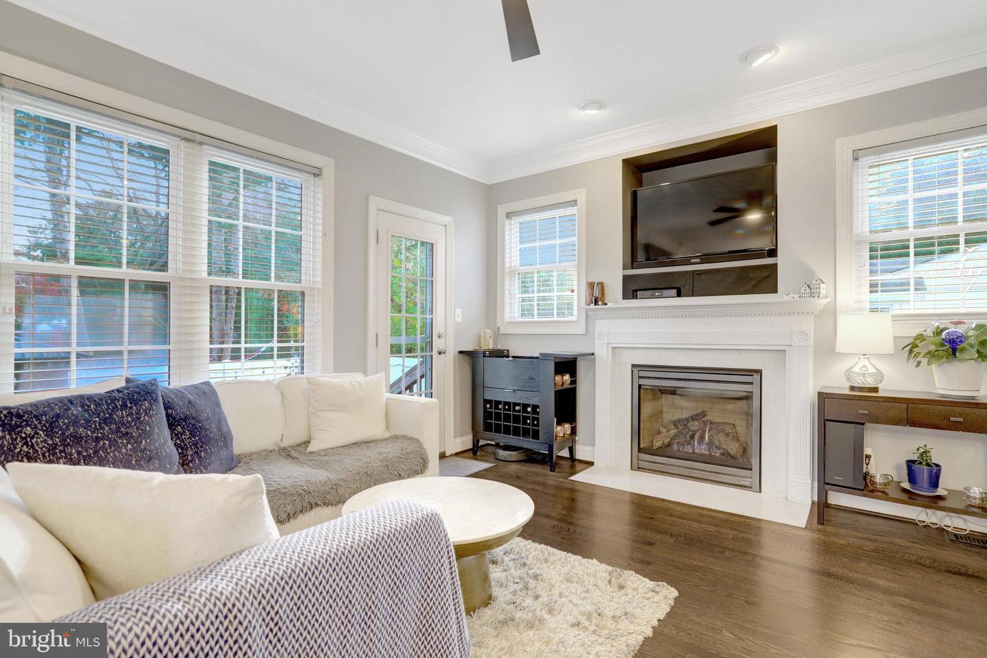 3402 8TH ST S, ARLINGTON, Virginia 22204, 5 Bedrooms Bedrooms, ,4 BathroomsBathrooms,Residential,For sale,3402 8TH ST S,VAAR2065930 MLS # VAAR2065930