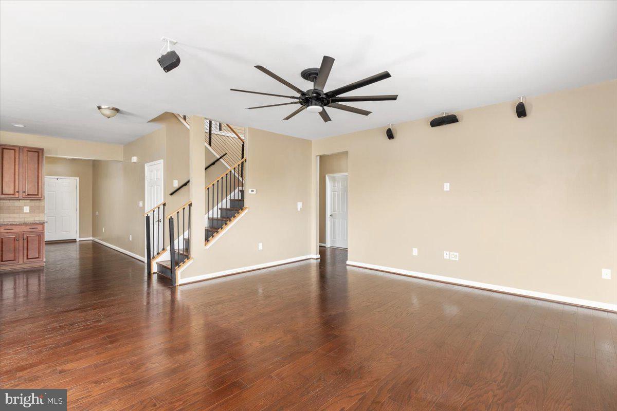 112 NORWICH CT, STEPHENS CITY, Virginia 22655, 6 Bedrooms Bedrooms, ,4 BathroomsBathrooms,Residential,For sale,112 NORWICH CT,VAFV2037992 MLS # VAFV2037992 112 NORWICH CT, STEPHENS CITY, Virginia 22655, 6 Bedrooms Bedrooms, ,4 BathroomsBathrooms,Residential,For sale,112 NORWICH CT,VAFV2037992 MLS # VAFV2037992