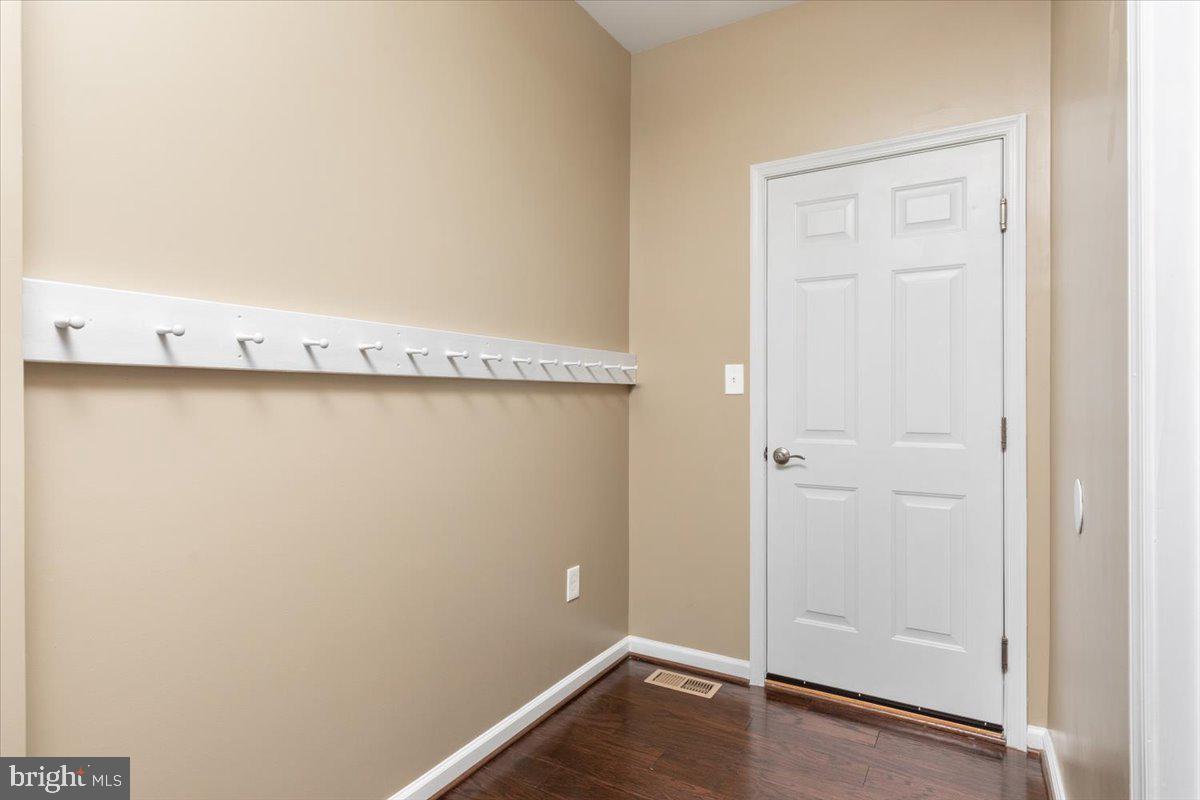 112 NORWICH CT, STEPHENS CITY, Virginia 22655, 6 Bedrooms Bedrooms, ,4 BathroomsBathrooms,Residential,For sale,112 NORWICH CT,VAFV2037992 MLS # VAFV2037992 112 NORWICH CT, STEPHENS CITY, Virginia 22655, 6 Bedrooms Bedrooms, ,4 BathroomsBathrooms,Residential,For sale,112 NORWICH CT,VAFV2037992 MLS # VAFV2037992