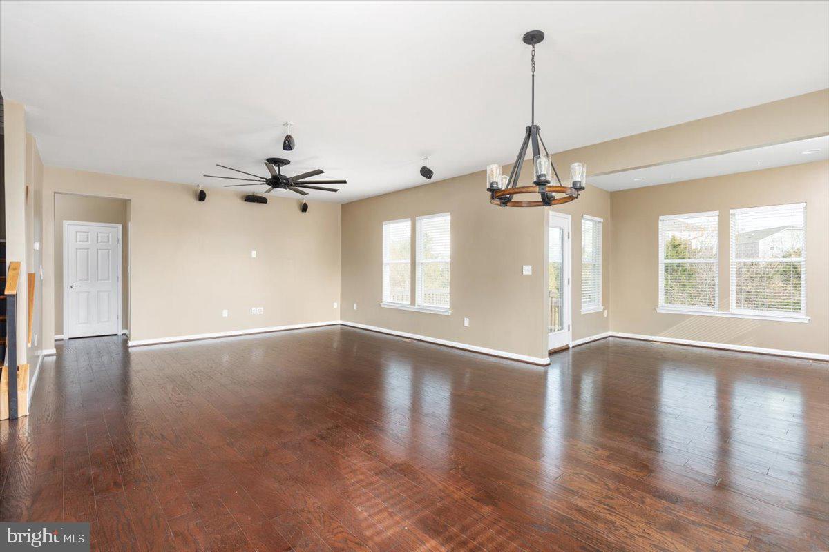 112 NORWICH CT, STEPHENS CITY, Virginia 22655, 6 Bedrooms Bedrooms, ,4 BathroomsBathrooms,Residential,For sale,112 NORWICH CT,VAFV2037992 MLS # VAFV2037992 112 NORWICH CT, STEPHENS CITY, Virginia 22655, 6 Bedrooms Bedrooms, ,4 BathroomsBathrooms,Residential,For sale,112 NORWICH CT,VAFV2037992 MLS # VAFV2037992