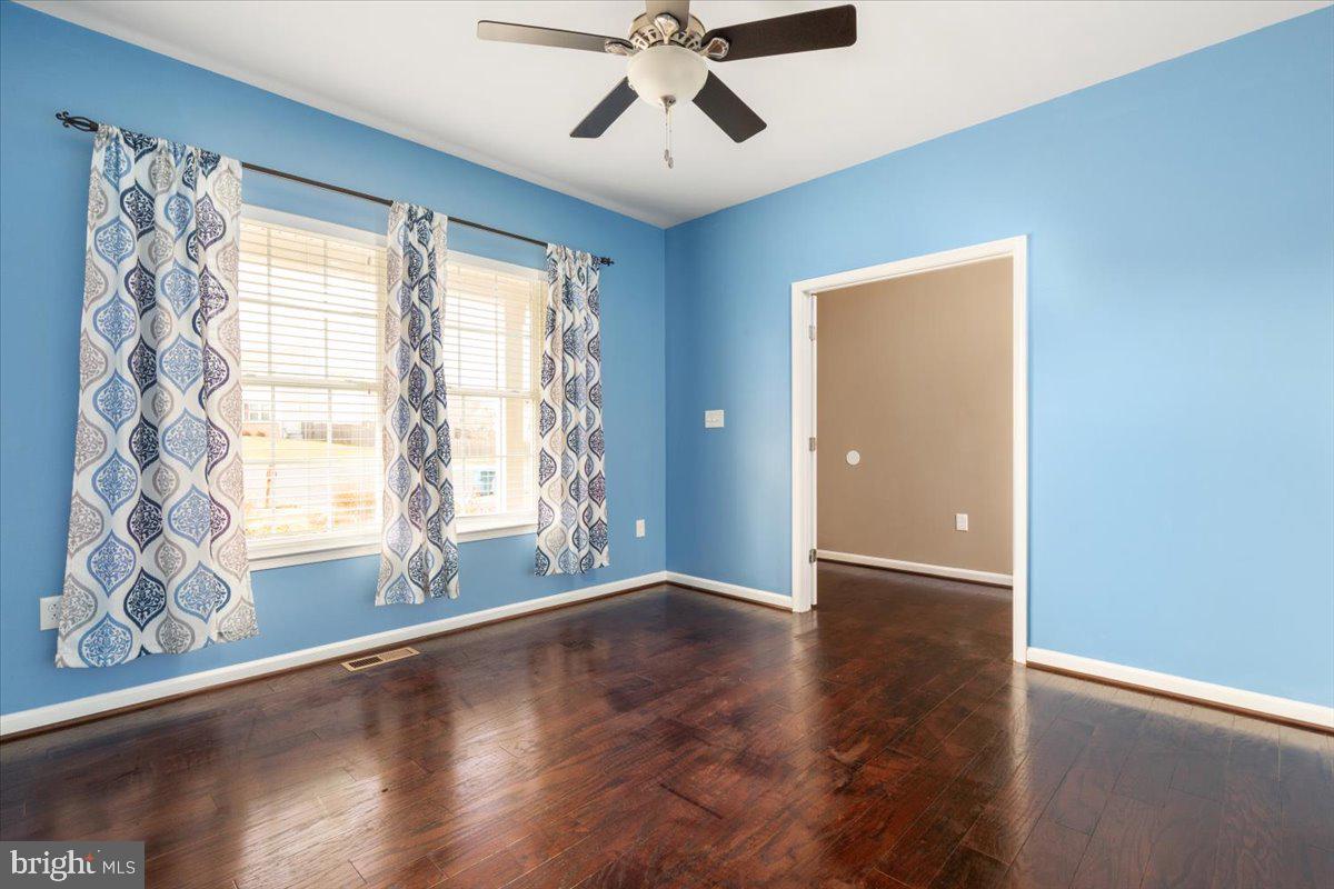 112 NORWICH CT, STEPHENS CITY, Virginia 22655, 6 Bedrooms Bedrooms, ,4 BathroomsBathrooms,Residential,For sale,112 NORWICH CT,VAFV2037992 MLS # VAFV2037992 112 NORWICH CT, STEPHENS CITY, Virginia 22655, 6 Bedrooms Bedrooms, ,4 BathroomsBathrooms,Residential,For sale,112 NORWICH CT,VAFV2037992 MLS # VAFV2037992