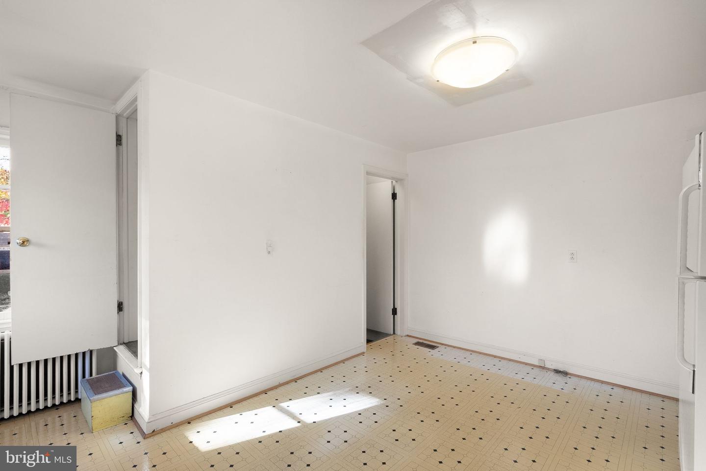 6329 EDGEMOOR LN, ALEXANDRIA, Virginia 22312, 3 Bedrooms Bedrooms, ,2 BathroomsBathrooms,Residential,For sale,6329 EDGEMOOR LN,VAFX2278714 MLS # VAFX2278714 6329 EDGEMOOR LN, ALEXANDRIA, Virginia 22312, 3 Bedrooms Bedrooms, ,2 BathroomsBathrooms,Residential,For sale,6329 EDGEMOOR LN,VAFX2278714 MLS # VAFX2278714