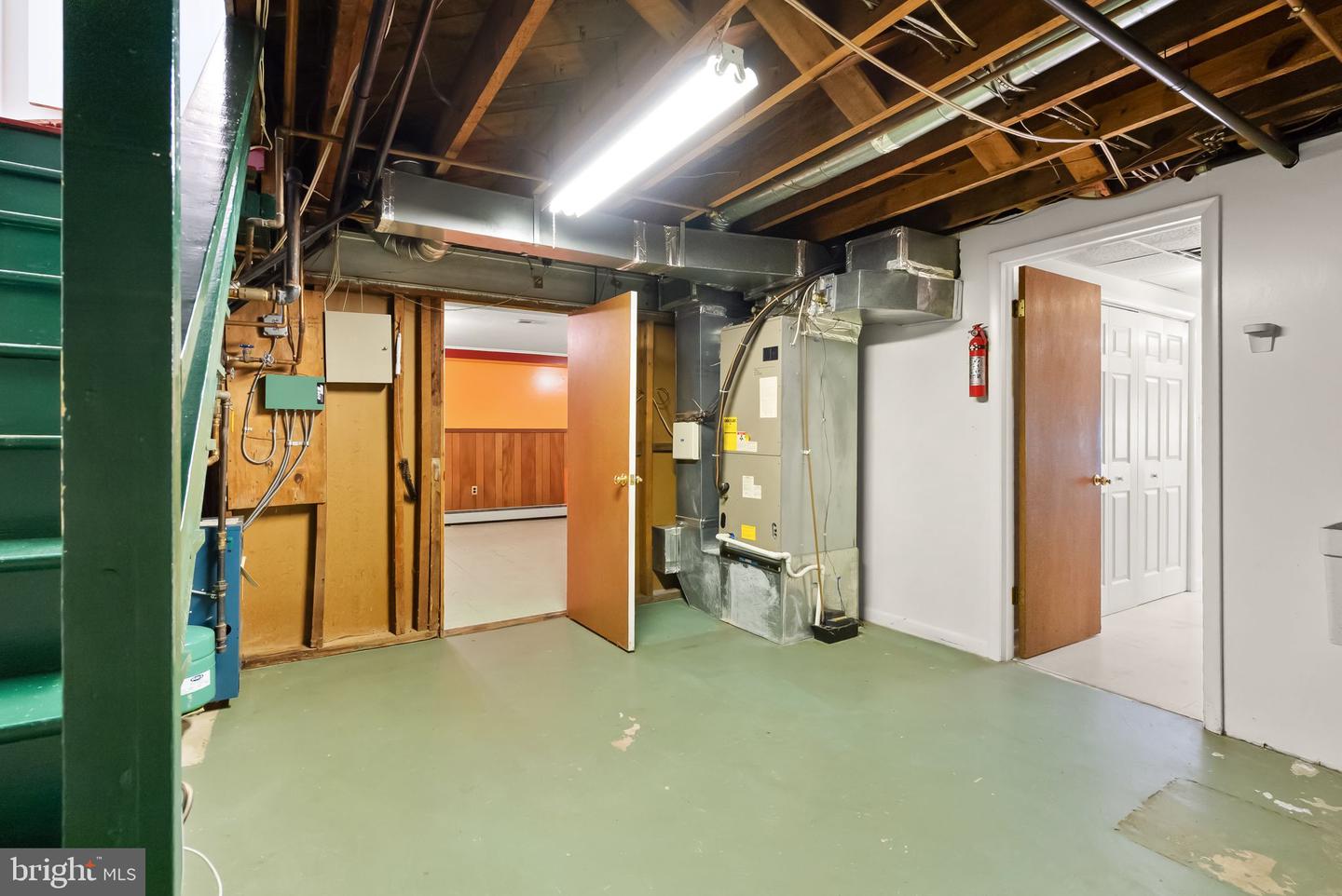 6329 EDGEMOOR LN, ALEXANDRIA, Virginia 22312, 3 Bedrooms Bedrooms, ,2 BathroomsBathrooms,Residential,For sale,6329 EDGEMOOR LN,VAFX2278714 MLS # VAFX2278714 6329 EDGEMOOR LN, ALEXANDRIA, Virginia 22312, 3 Bedrooms Bedrooms, ,2 BathroomsBathrooms,Residential,For sale,6329 EDGEMOOR LN,VAFX2278714 MLS # VAFX2278714