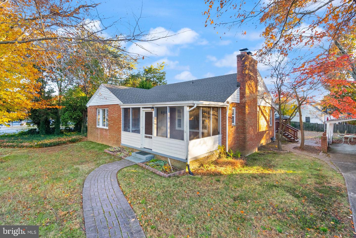 6329 EDGEMOOR LN, ALEXANDRIA, Virginia 22312, 3 Bedrooms Bedrooms, ,2 BathroomsBathrooms,Residential,For sale,6329 EDGEMOOR LN,VAFX2278714 MLS # VAFX2278714 6329 EDGEMOOR LN, ALEXANDRIA, Virginia 22312, 3 Bedrooms Bedrooms, ,2 BathroomsBathrooms,Residential,For sale,6329 EDGEMOOR LN,VAFX2278714 MLS # VAFX2278714