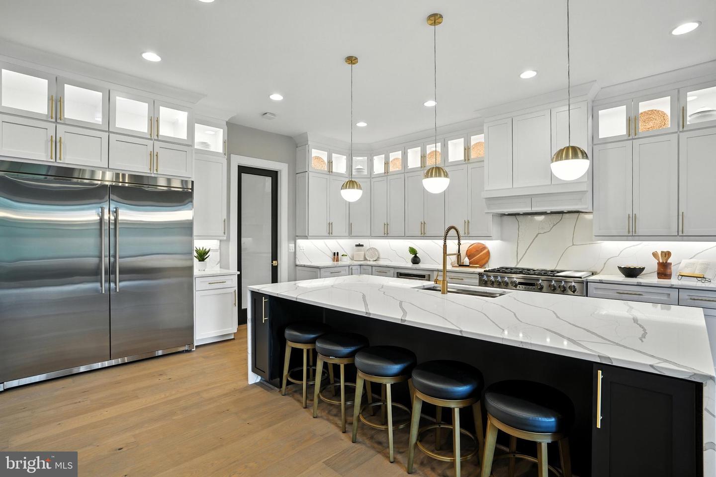 1321 HUNTER MILL RD, VIENNA, Virginia 22182, 7 Bedrooms Bedrooms, ,6 BathroomsBathrooms,Residential,For sale,1321 HUNTER MILL RD,VAFX2278716 MLS # VAFX2278716 1321 HUNTER MILL RD, VIENNA, Virginia 22182, 7 Bedrooms Bedrooms, ,6 BathroomsBathrooms,Residential,For sale,1321 HUNTER MILL RD,VAFX2278716 MLS # VAFX2278716