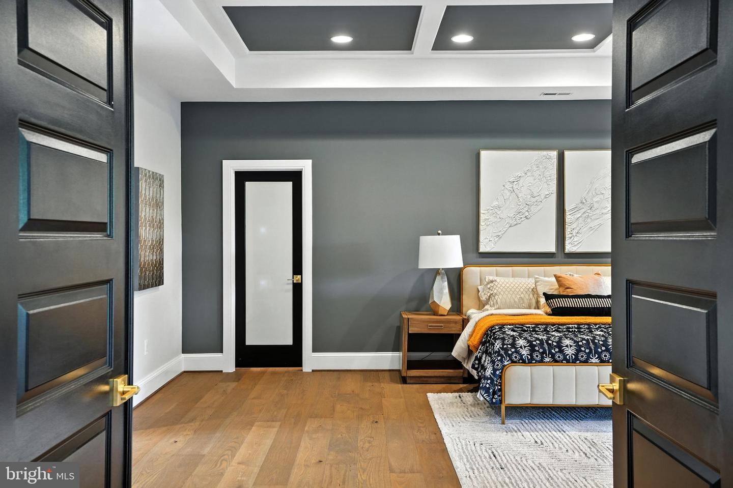 1321 HUNTER MILL RD, VIENNA, Virginia 22182, 7 Bedrooms Bedrooms, ,6 BathroomsBathrooms,Residential,For sale,1321 HUNTER MILL RD,VAFX2278716 MLS # VAFX2278716 1321 HUNTER MILL RD, VIENNA, Virginia 22182, 7 Bedrooms Bedrooms, ,6 BathroomsBathrooms,Residential,For sale,1321 HUNTER MILL RD,VAFX2278716 MLS # VAFX2278716