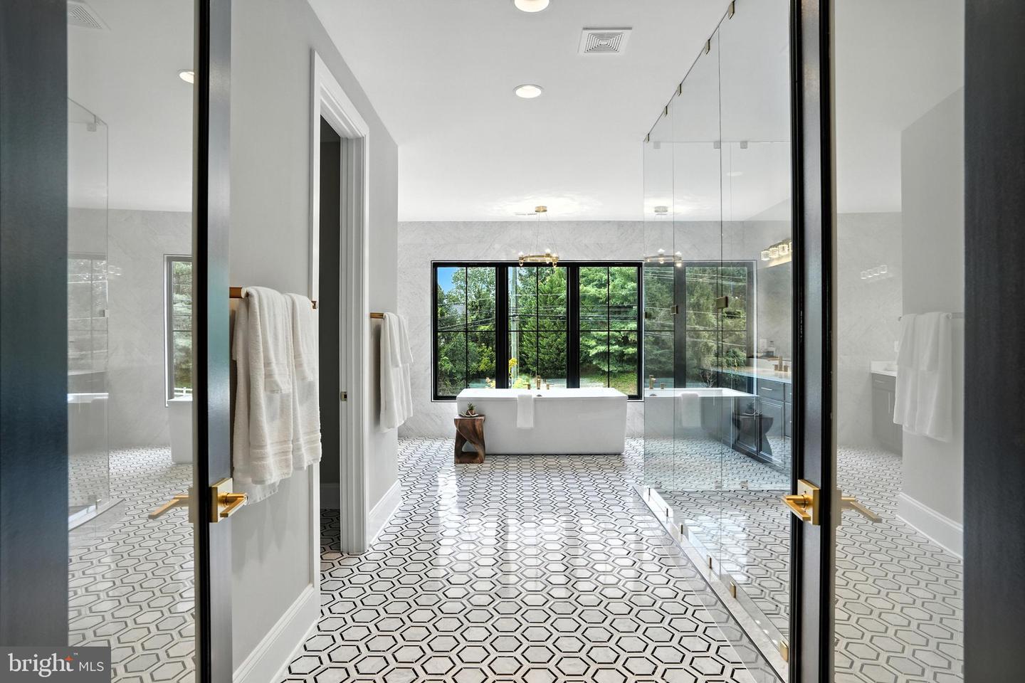 1321 HUNTER MILL RD, VIENNA, Virginia 22182, 7 Bedrooms Bedrooms, ,6 BathroomsBathrooms,Residential,For sale,1321 HUNTER MILL RD,VAFX2278716 MLS # VAFX2278716 1321 HUNTER MILL RD, VIENNA, Virginia 22182, 7 Bedrooms Bedrooms, ,6 BathroomsBathrooms,Residential,For sale,1321 HUNTER MILL RD,VAFX2278716 MLS # VAFX2278716