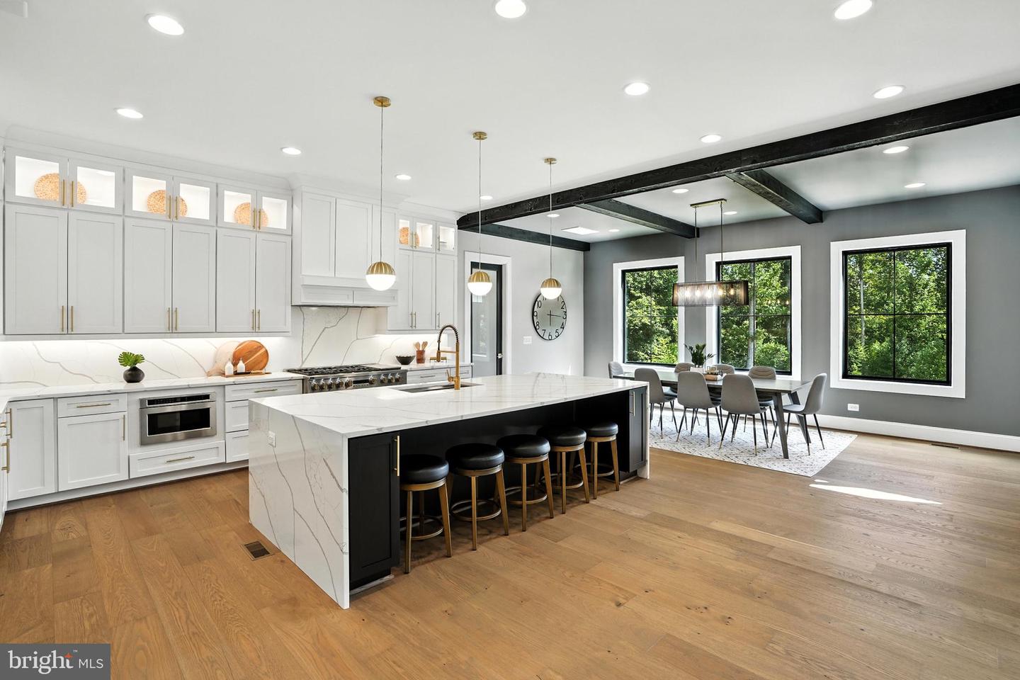 1321 HUNTER MILL RD, VIENNA, Virginia 22182, 7 Bedrooms Bedrooms, ,6 BathroomsBathrooms,Residential,For sale,1321 HUNTER MILL RD,VAFX2278716 MLS # VAFX2278716 1321 HUNTER MILL RD, VIENNA, Virginia 22182, 7 Bedrooms Bedrooms, ,6 BathroomsBathrooms,Residential,For sale,1321 HUNTER MILL RD,VAFX2278716 MLS # VAFX2278716