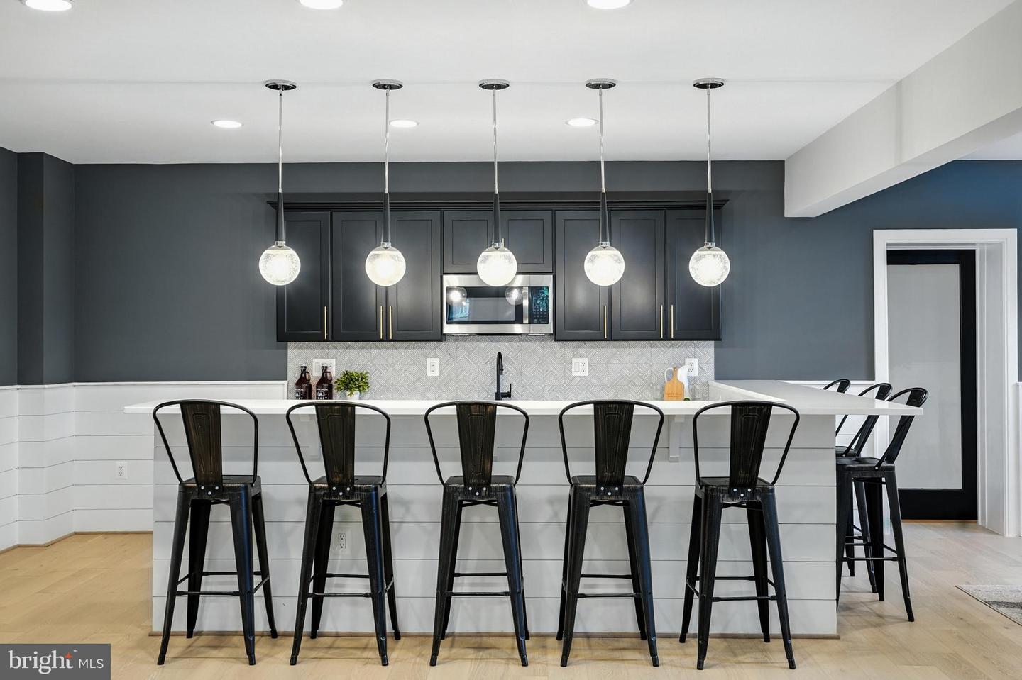 1321 HUNTER MILL RD, VIENNA, Virginia 22182, 7 Bedrooms Bedrooms, ,6 BathroomsBathrooms,Residential,For sale,1321 HUNTER MILL RD,VAFX2278716 MLS # VAFX2278716 1321 HUNTER MILL RD, VIENNA, Virginia 22182, 7 Bedrooms Bedrooms, ,6 BathroomsBathrooms,Residential,For sale,1321 HUNTER MILL RD,VAFX2278716 MLS # VAFX2278716