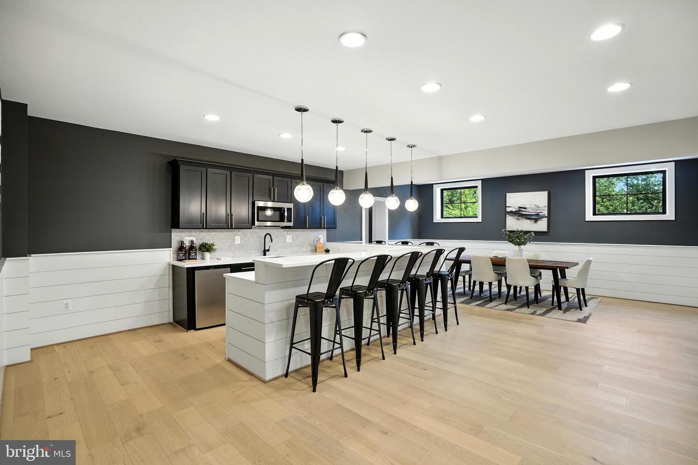 1321 HUNTER MILL RD, VIENNA, Virginia 22182, 7 Bedrooms Bedrooms, ,6 BathroomsBathrooms,Residential,For sale,1321 HUNTER MILL RD,VAFX2278716 MLS # VAFX2278716 1321 HUNTER MILL RD, VIENNA, Virginia 22182, 7 Bedrooms Bedrooms, ,6 BathroomsBathrooms,Residential,For sale,1321 HUNTER MILL RD,VAFX2278716 MLS # VAFX2278716