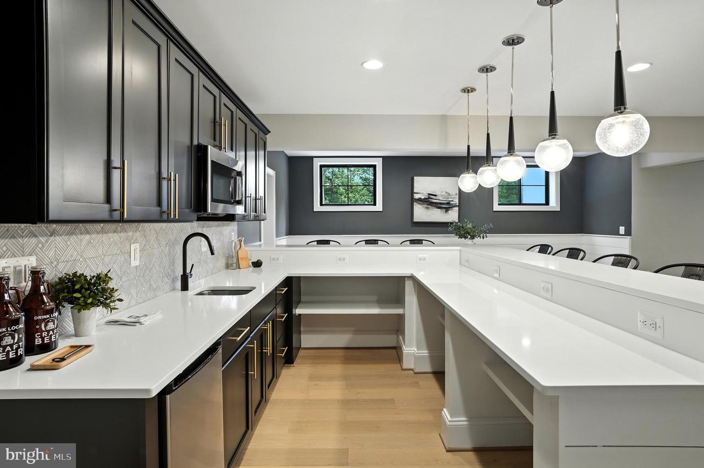 1321 HUNTER MILL RD, VIENNA, Virginia 22182, 7 Bedrooms Bedrooms, ,6 BathroomsBathrooms,Residential,For sale,1321 HUNTER MILL RD,VAFX2278716 MLS # VAFX2278716 1321 HUNTER MILL RD, VIENNA, Virginia 22182, 7 Bedrooms Bedrooms, ,6 BathroomsBathrooms,Residential,For sale,1321 HUNTER MILL RD,VAFX2278716 MLS # VAFX2278716