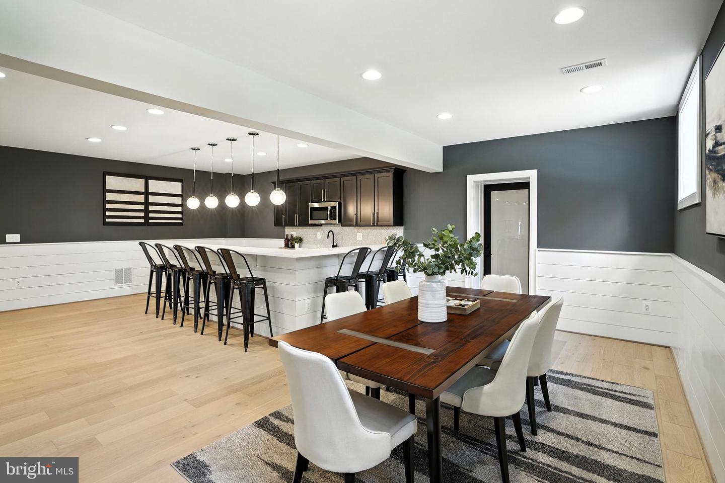 1321 HUNTER MILL RD, VIENNA, Virginia 22182, 7 Bedrooms Bedrooms, ,6 BathroomsBathrooms,Residential,For sale,1321 HUNTER MILL RD,VAFX2278716 MLS # VAFX2278716 1321 HUNTER MILL RD, VIENNA, Virginia 22182, 7 Bedrooms Bedrooms, ,6 BathroomsBathrooms,Residential,For sale,1321 HUNTER MILL RD,VAFX2278716 MLS # VAFX2278716