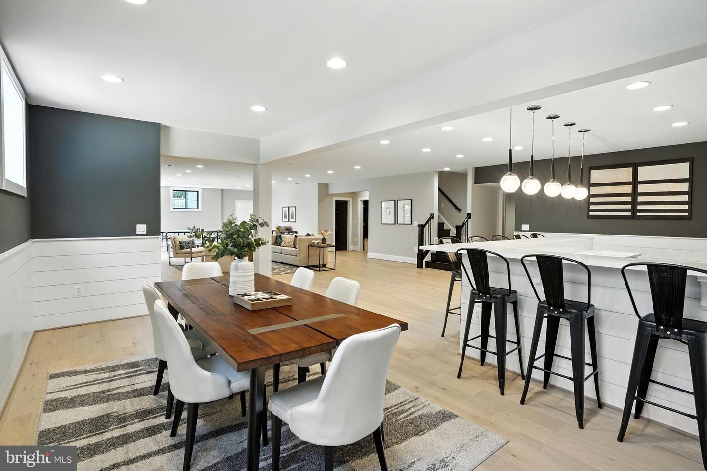 1321 HUNTER MILL RD, VIENNA, Virginia 22182, 7 Bedrooms Bedrooms, ,6 BathroomsBathrooms,Residential,For sale,1321 HUNTER MILL RD,VAFX2278716 MLS # VAFX2278716 1321 HUNTER MILL RD, VIENNA, Virginia 22182, 7 Bedrooms Bedrooms, ,6 BathroomsBathrooms,Residential,For sale,1321 HUNTER MILL RD,VAFX2278716 MLS # VAFX2278716