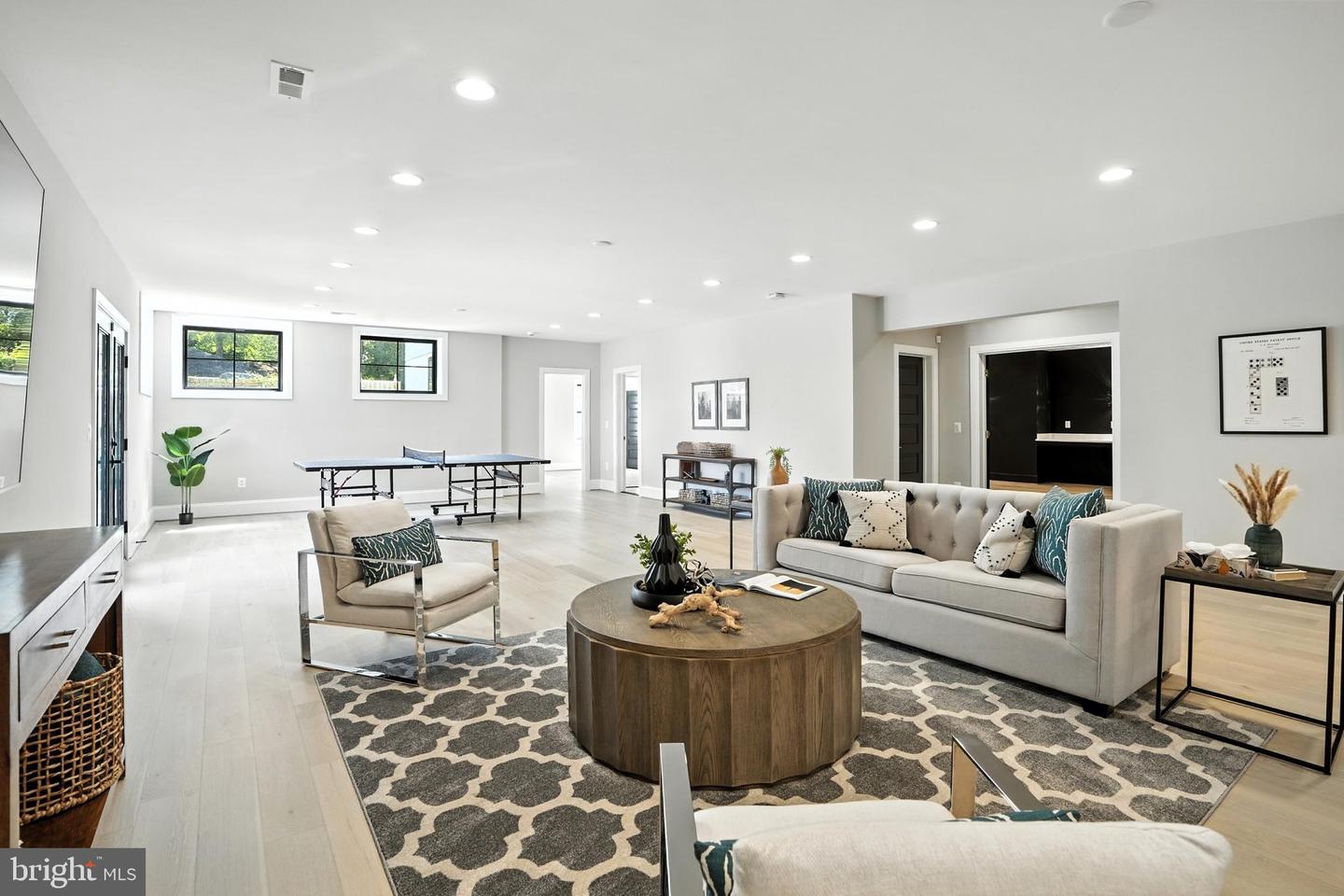 1321 HUNTER MILL RD, VIENNA, Virginia 22182, 7 Bedrooms Bedrooms, ,6 BathroomsBathrooms,Residential,For sale,1321 HUNTER MILL RD,VAFX2278716 MLS # VAFX2278716 1321 HUNTER MILL RD, VIENNA, Virginia 22182, 7 Bedrooms Bedrooms, ,6 BathroomsBathrooms,Residential,For sale,1321 HUNTER MILL RD,VAFX2278716 MLS # VAFX2278716