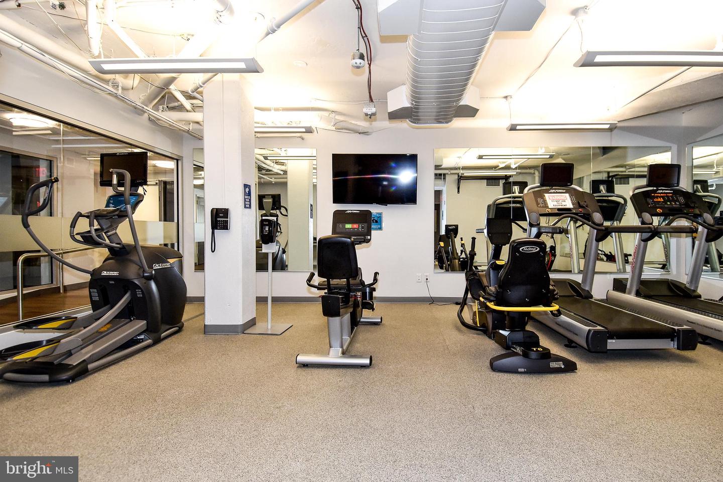 1250 S WASHINGTON ST #816, ALEXANDRIA, Virginia 22314, 2 Bedrooms Bedrooms, ,2 BathroomsBathrooms,Residential,For sale,1250 S WASHINGTON ST #816,VAAX2051734 MLS # VAAX2051734