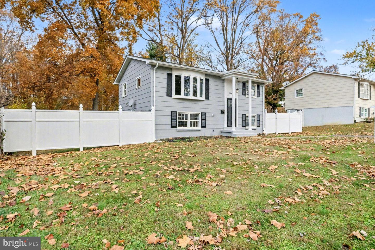 3900 FILLMORE DR, WOODBRIDGE, Virginia 22193, 3 Bedrooms Bedrooms, ,2 BathroomsBathrooms,Residential,For sale,3900 FILLMORE DR,VAPW2107654 MLS # VAPW2107654