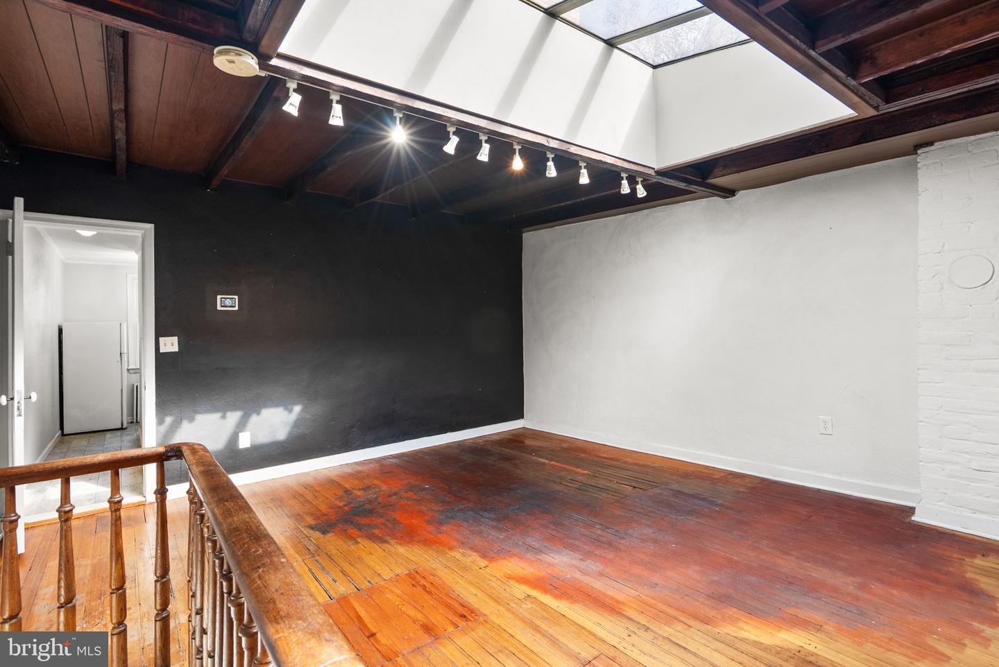 812 E ST SE, WASHINGTON, District Of Columbia 20003, 4 Bedrooms Bedrooms, ,3 BathroomsBathrooms,Residential,For sale,812 E ST SE,DCDC2231462 MLS # DCDC2231462