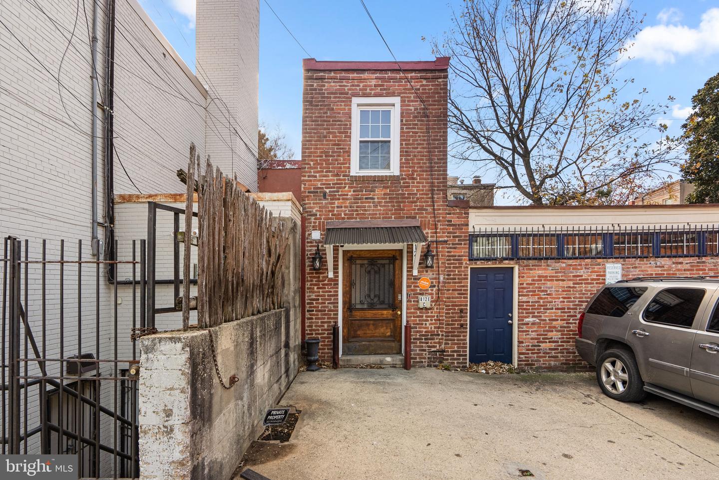 812 E ST SE, WASHINGTON, District Of Columbia 20003, 4 Bedrooms Bedrooms, ,3 BathroomsBathrooms,Residential,For sale,812 E ST SE,DCDC2231462 MLS # DCDC2231462