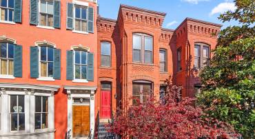 812 E ST SE, WASHINGTON, District Of Columbia 20003, 4 Bedrooms Bedrooms, ,3 BathroomsBathrooms,Residential,For sale,812 E ST SE,DCDC2231462 MLS # DCDC2231462