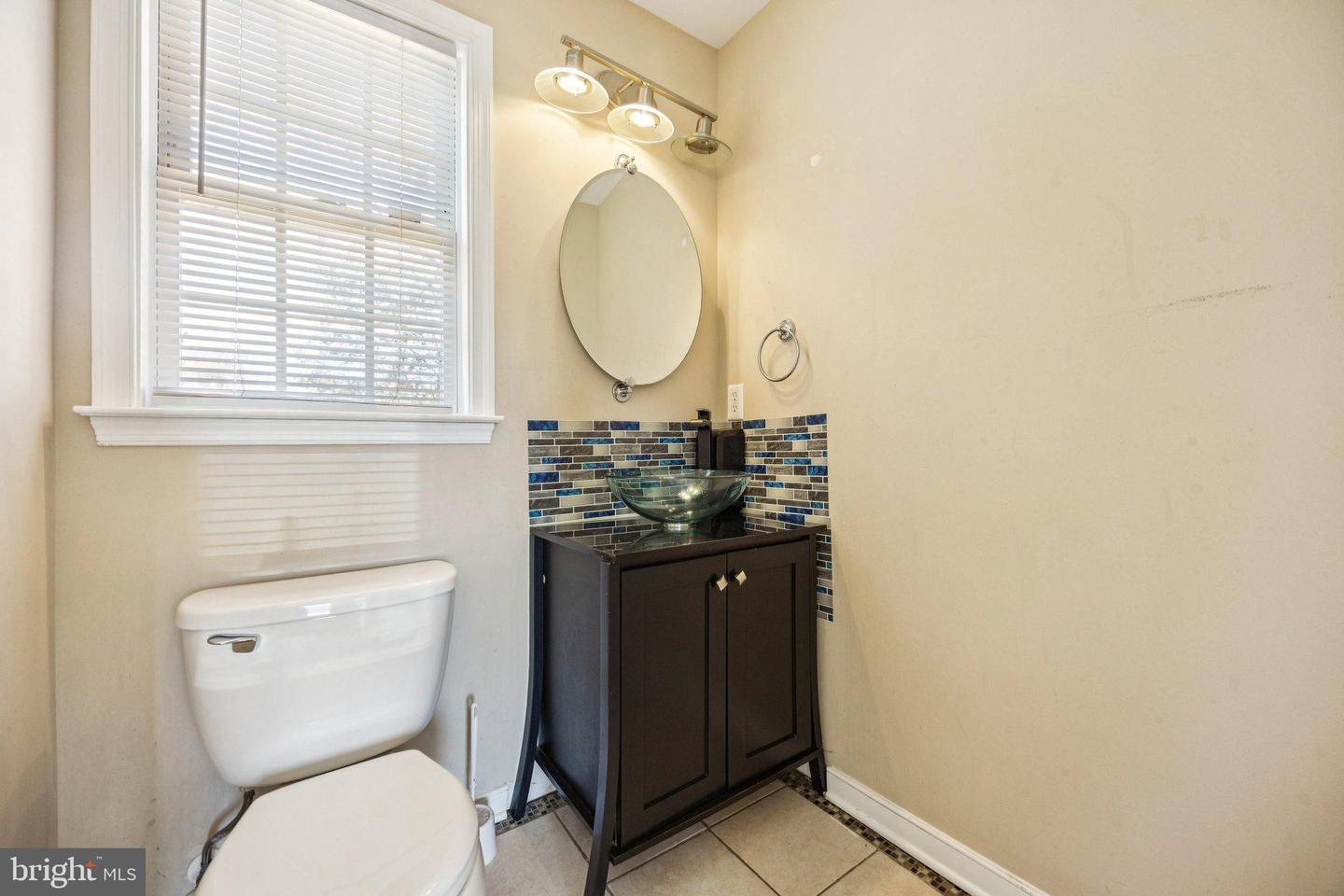 1706 HOUNDS WAY, HENRICO, Virginia 23231, 4 Bedrooms Bedrooms, 11 Rooms Rooms,2 BathroomsBathrooms,Residential,For sale,1706 HOUNDS WAY,VAHN2001114 MLS # VAHN2001114