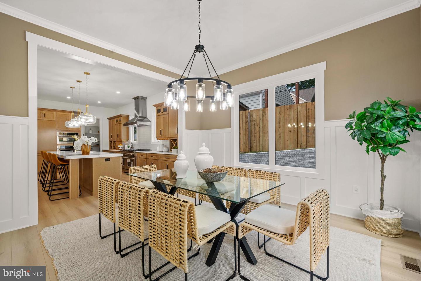 1905 N TAYLOR ST, ARLINGTON, Virginia 22207, 7 Bedrooms Bedrooms, 15 Rooms Rooms,7 BathroomsBathrooms,Residential,For sale,1905 N TAYLOR ST,VAAR2065982 MLS # VAAR2065982