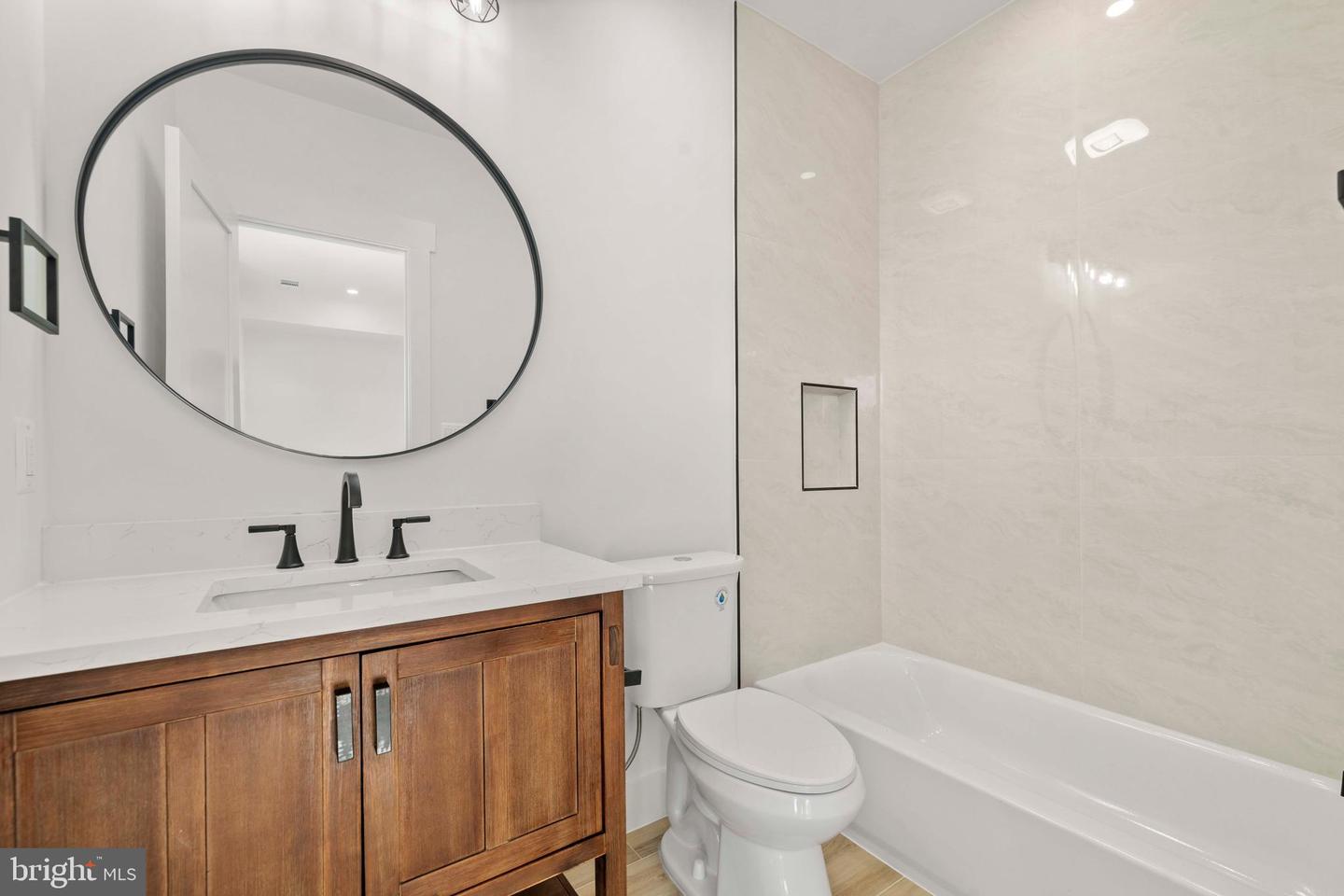 1905 N TAYLOR ST, ARLINGTON, Virginia 22207, 7 Bedrooms Bedrooms, 15 Rooms Rooms,7 BathroomsBathrooms,Residential,For sale,1905 N TAYLOR ST,VAAR2065982 MLS # VAAR2065982